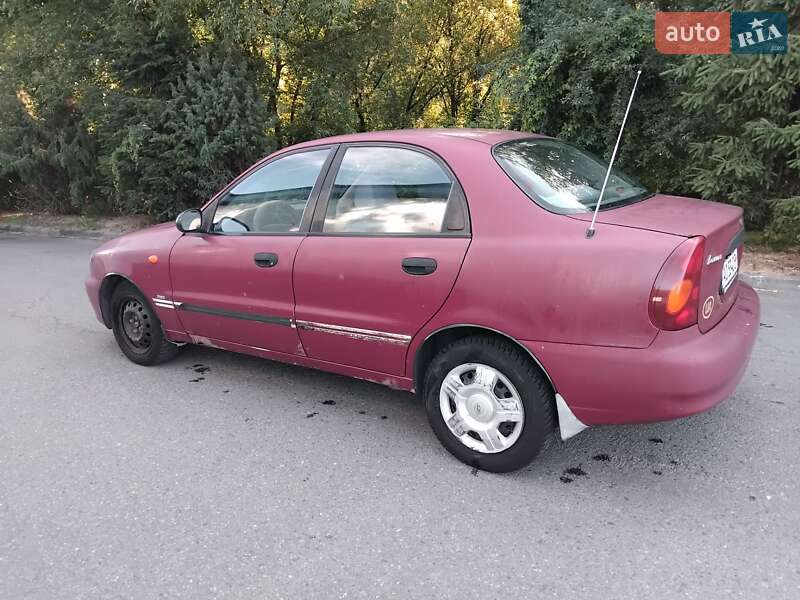 Седан Daewoo Lanos 2005 в Ужгороді