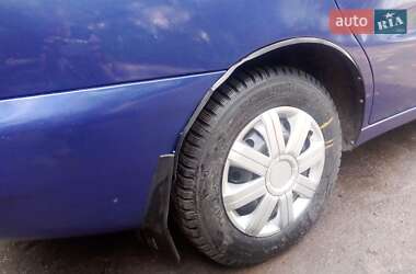Седан Daewoo Lanos 1998 в 
