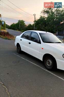 Седан Daewoo Lanos 2008 в Миколаєві