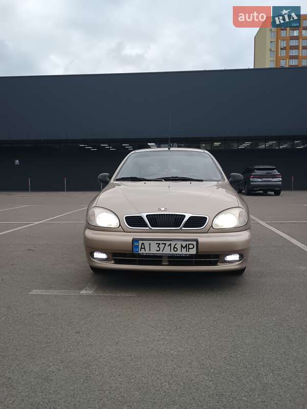 Седан Daewoo Lanos 2008 в Киеве