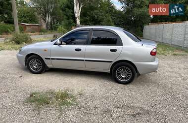 Седан Daewoo Lanos 1998 в 