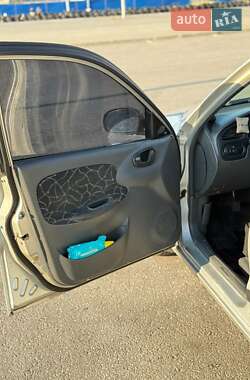 Седан Daewoo Lanos 2003 в 