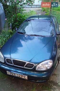 Седан Daewoo Lanos 2004 в Хусте