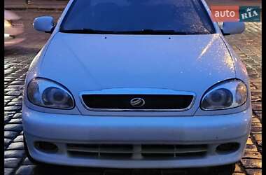 Седан Daewoo Lanos 2012 в 