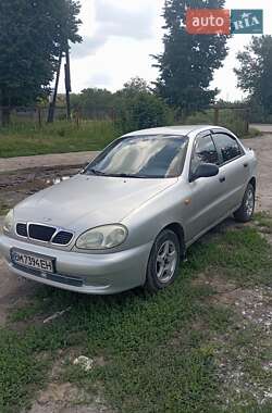 Седан Daewoo Lanos 1998 в Сумах