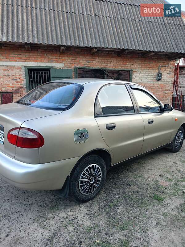 Седан Daewoo Lanos 2008 в Ильинцах