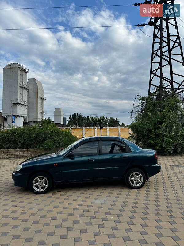 Седан Daewoo Lanos 2003 в Запорожье