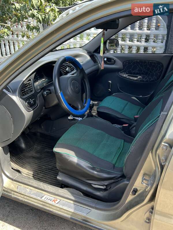 Седан Daewoo Lanos 2002 в Фастові