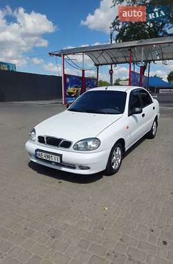 Седан Daewoo Lanos 2003 в Новомосковске