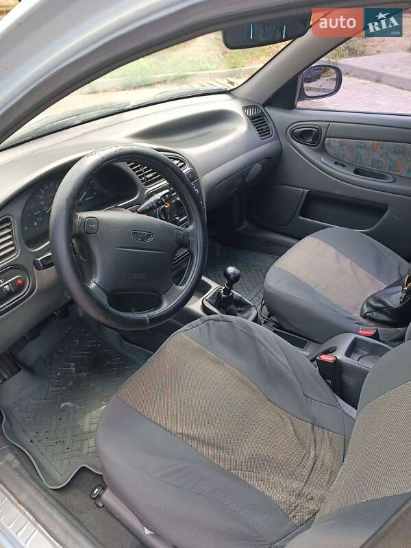 Седан Daewoo Lanos 2005 в Кривом Роге
