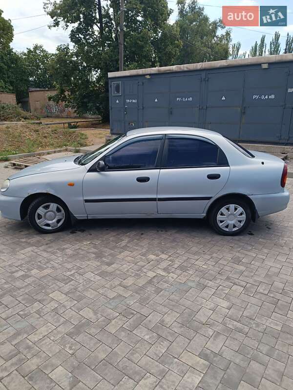 Седан Daewoo Lanos 2005 в Кривом Роге