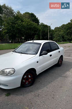 Седан Daewoo Lanos 2008 в 