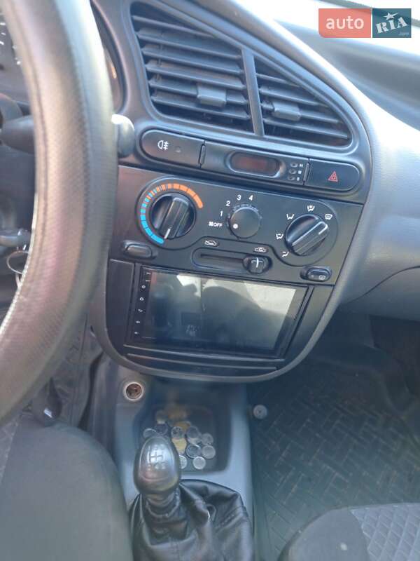 Седан Daewoo Lanos 2004 в Ходорове