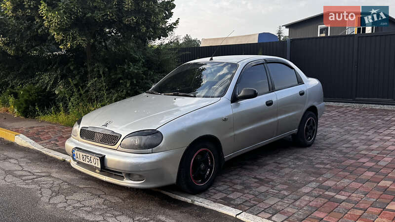 Седан Daewoo Lanos 2004 в 