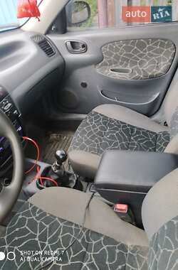 Седан Daewoo Lanos 2003 в 