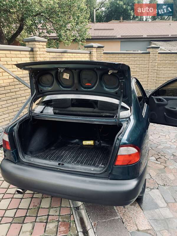 Седан Daewoo Lanos 2005 в Днепре