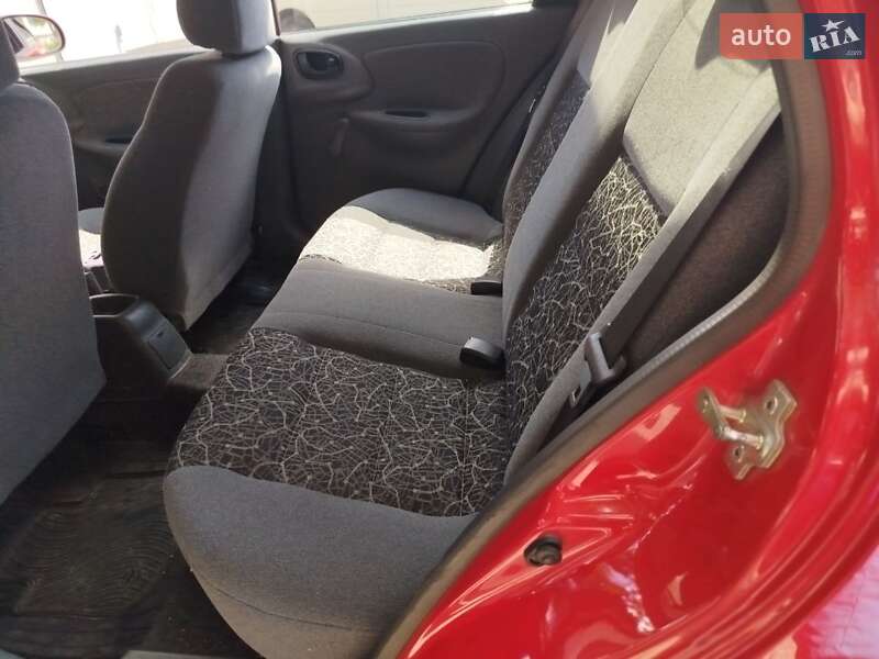 Седан Daewoo Lanos 2008 в Днепре