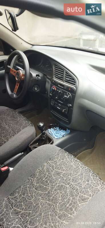 Седан Daewoo Lanos 2005 в Кривом Роге