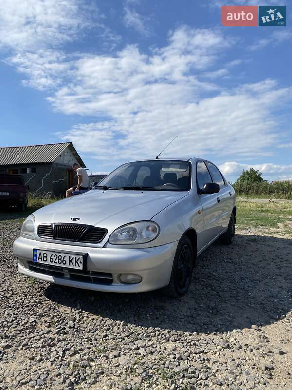 Седан Daewoo Lanos 2008 в Джурине