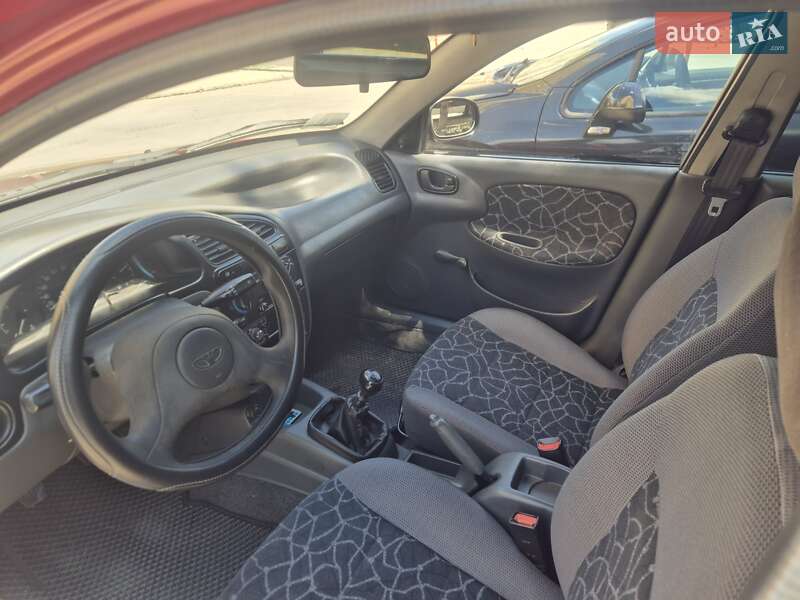 Седан Daewoo Lanos 2004 в Одессе