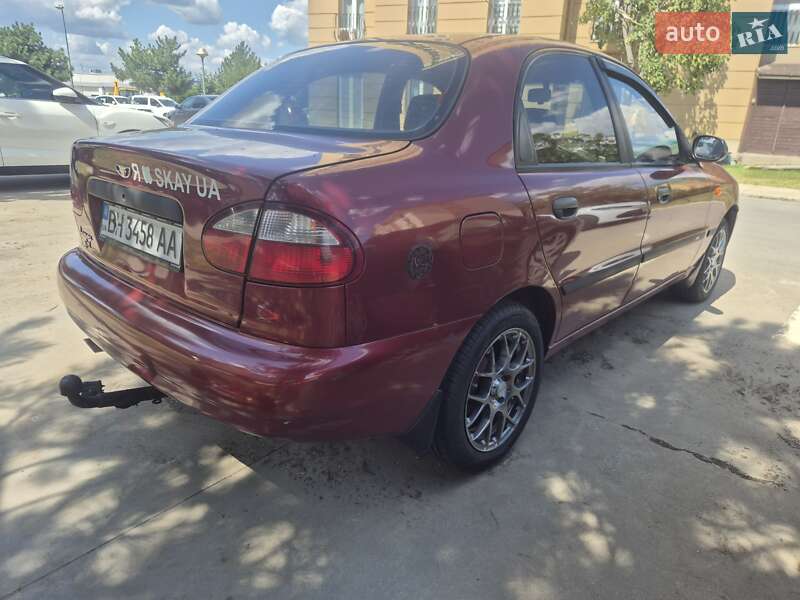 Седан Daewoo Lanos 2004 в Одессе