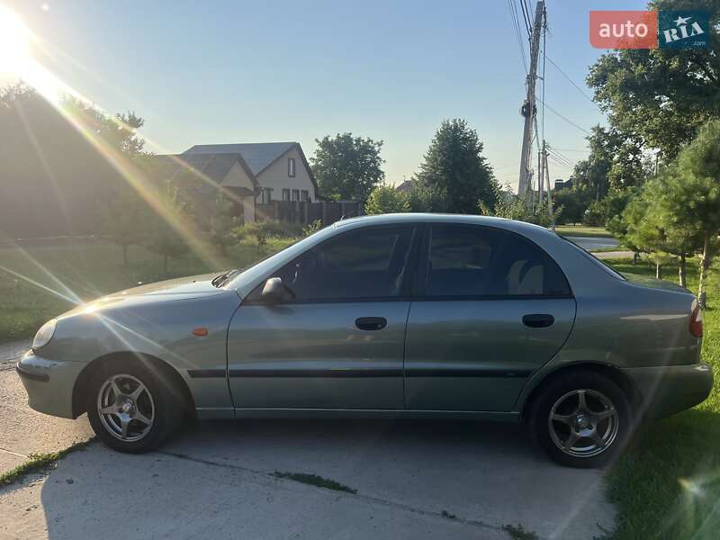 Седан Daewoo Lanos 2009 в Сумах