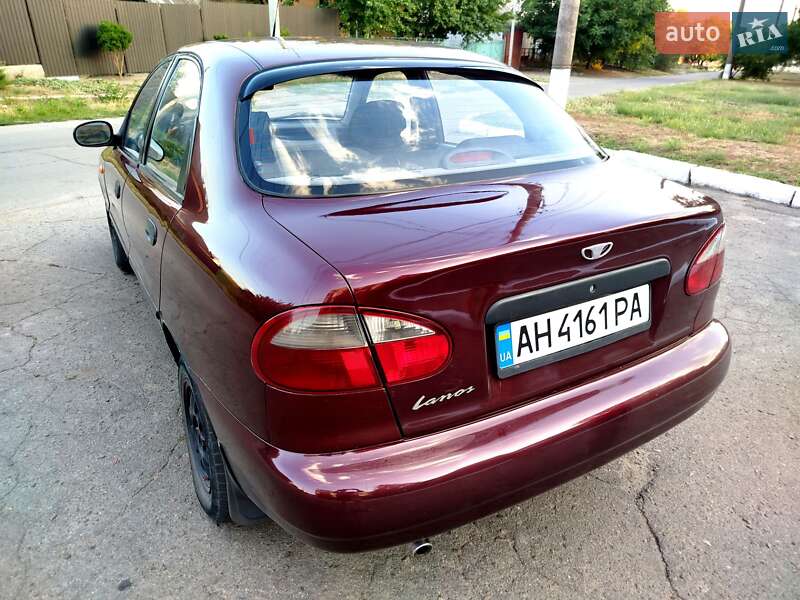 Седан Daewoo Lanos 2009 в Первомайске
