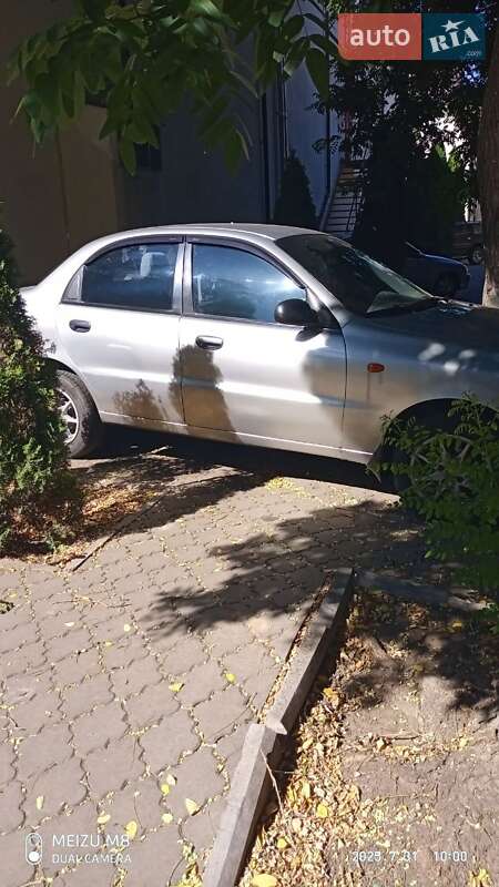 Седан Daewoo Lanos 1998 в Одессе