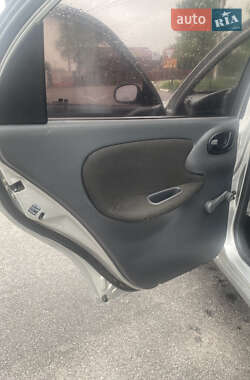 Седан Daewoo Lanos 2004 в 