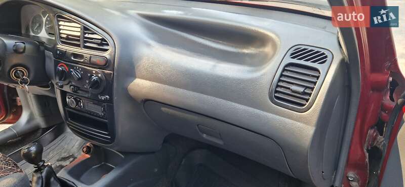 Седан Daewoo Lanos 2007 в Жовтих Водах