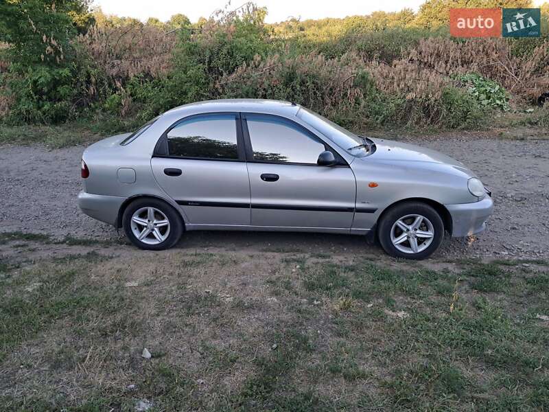 Седан Daewoo Lanos 2007 в Синельниково