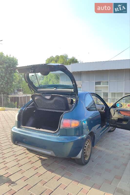 Хетчбек Daewoo Lanos 2001 в Запоріжжі