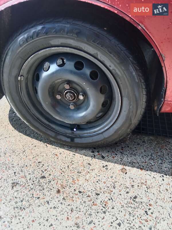 Седан Daewoo Lanos 2008 в Вишневом