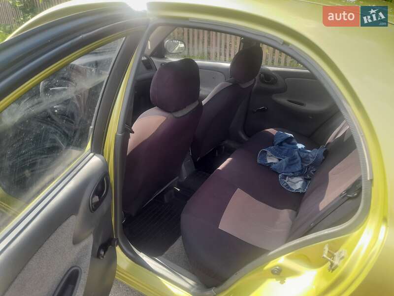 Седан Daewoo Lanos 2006 в Ивано-Франковске