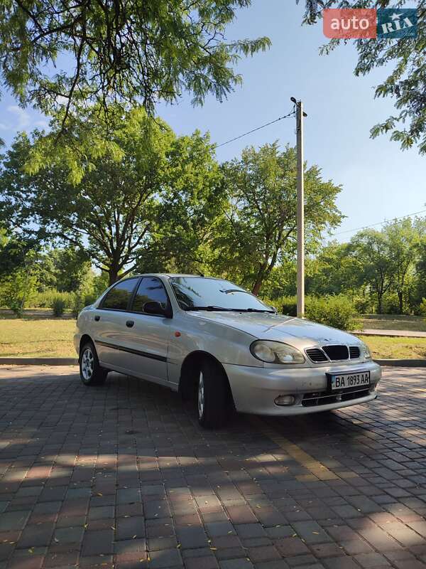 Седан Daewoo Lanos 2005 в Кропивницком