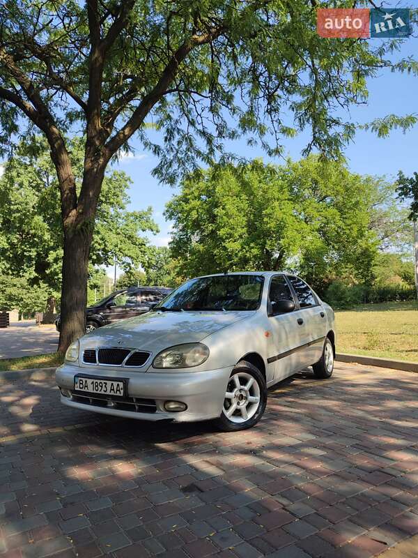 Седан Daewoo Lanos 2005 в Кропивницком