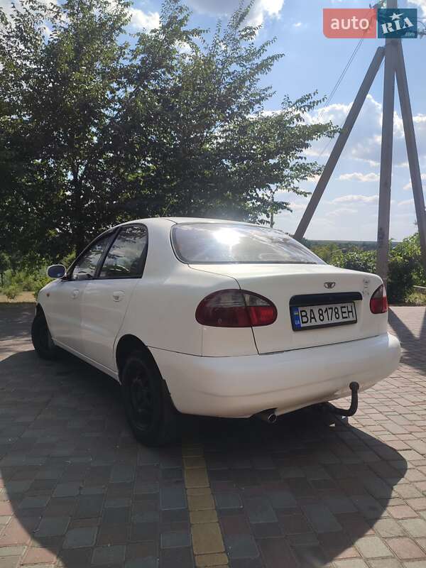 Седан Daewoo Lanos 2005 в Кропивницком