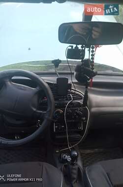 Седан Daewoo Lanos 1998 в 