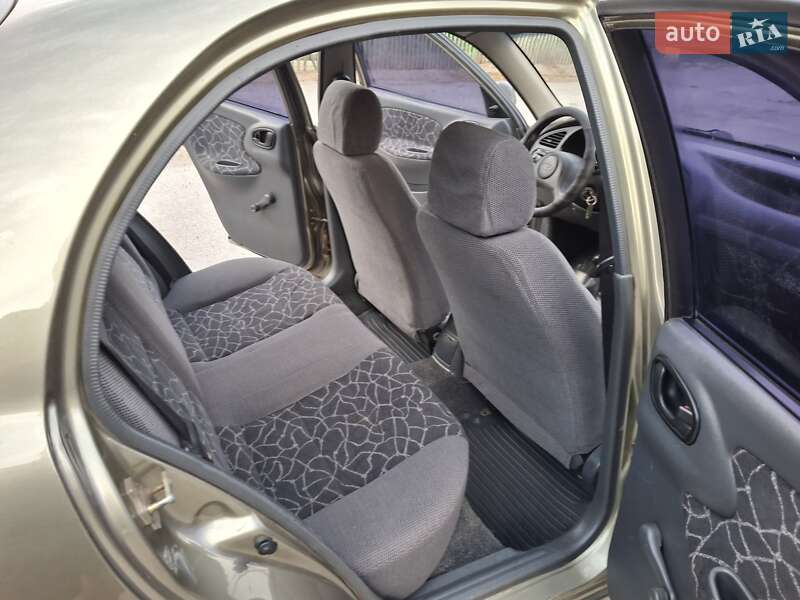 Седан Daewoo Lanos 2003 в Полтаве