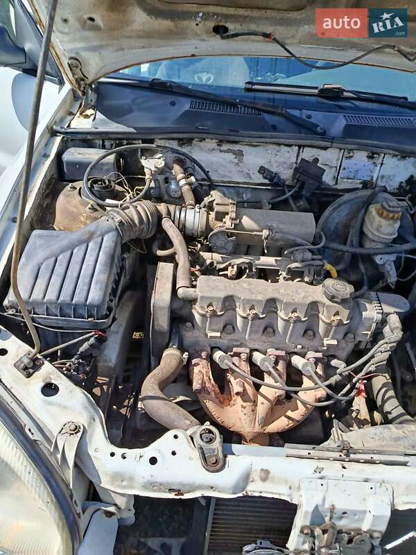 Седан Daewoo Lanos 2004 в Днепре фото 10 Седан Daewoo Lanos 2004 в Днепре