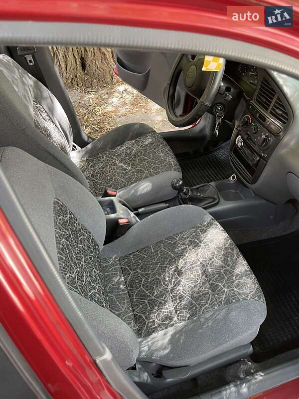 Седан Daewoo Lanos 2005 в Хмельницком