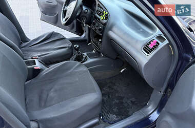 Седан Daewoo Lanos 2003 в 