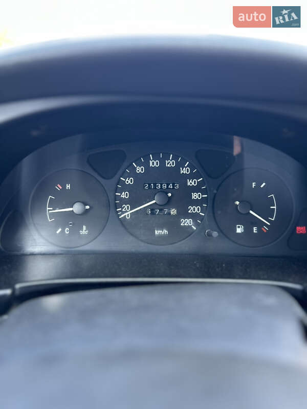 Седан Daewoo Lanos 2004 в Ровно
