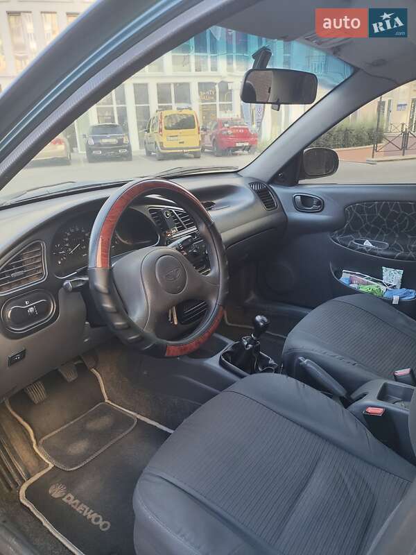 Седан Daewoo Lanos 2003 в Одессе