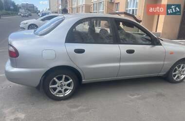 Седан Daewoo Lanos 2004 в Софиевской Борщаговке