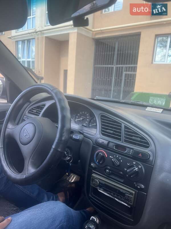 Седан Daewoo Lanos 2004 в Софиевской Борщаговке