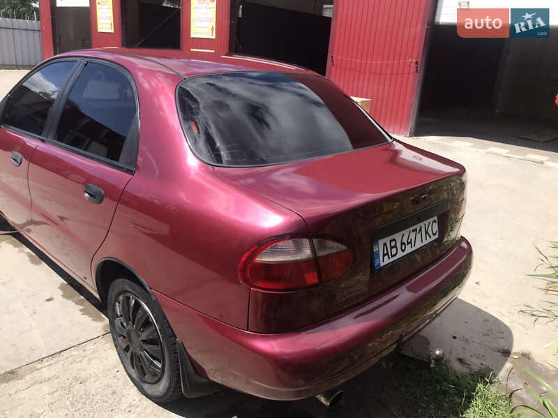Седан Daewoo Lanos 2006 в Монастирищеві