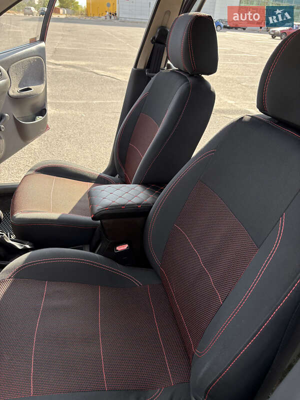 Седан Daewoo Lanos 2007 в Запорожье