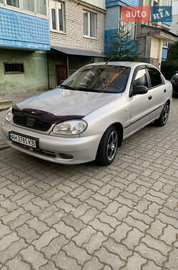 Седан Daewoo Lanos 2005 в Самборі