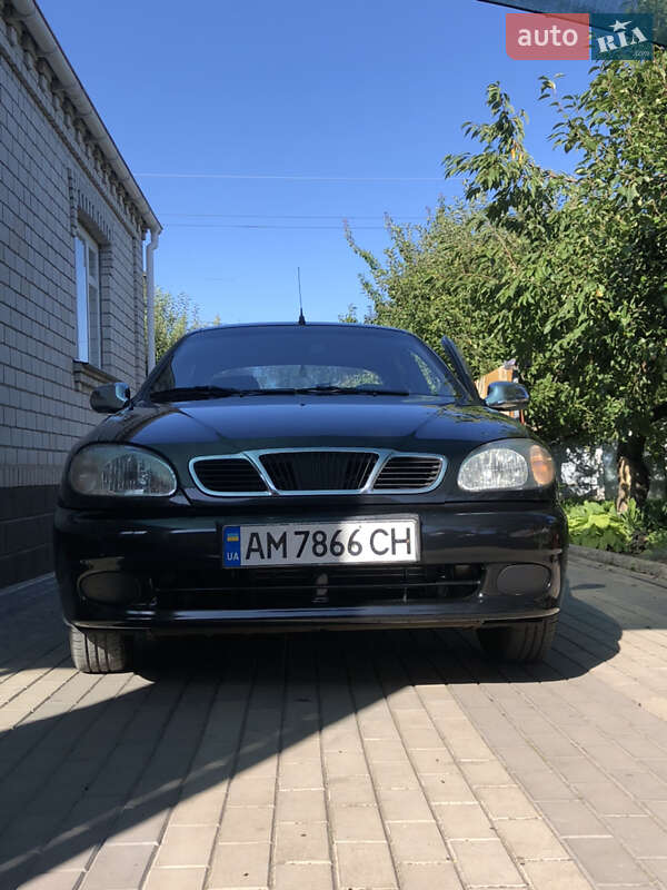 Седан Daewoo Lanos 2008 в Казатине